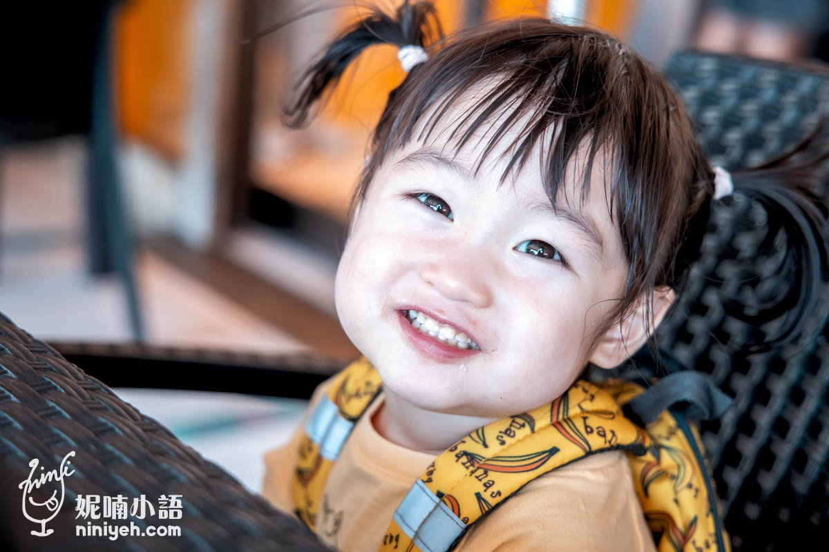 美國村必吃｜豬肉蛋飯糰北谷店。美國村散步美食！沖繩唯一一間海景分店