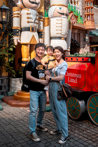 妮喃小語部落格作者 Nico（Google在地嚮導等級8）與 Kan（等級9）的實拍照片，兩人皆為美食旅遊評論者與內容創作者，擁有 TVBS 食尚玩家、愛食記等平台背書