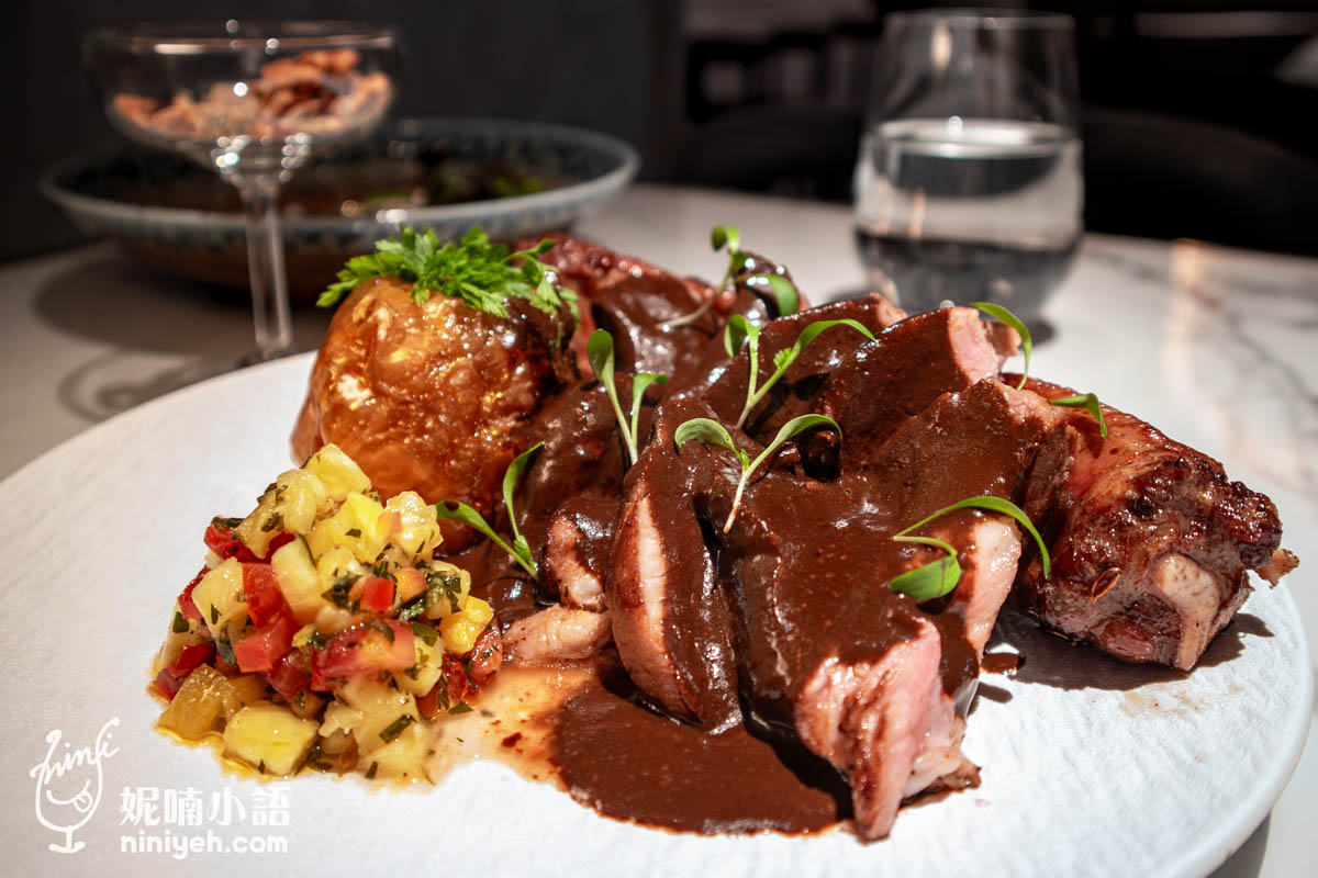 緩緩FABULA|金曲歌后加持東區餐酒館!專屬大人系台北約會餐廳 緩緩FABULA|金曲歌后加持東區餐酒館!專屬大人系台北約會餐廳