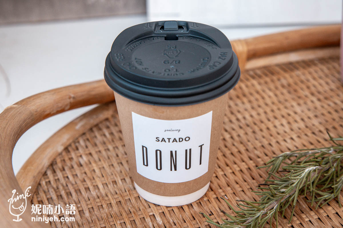 沖繩名護美食｜Sea Living Cafe。沖繩渡假系咖啡廳！IG被問翻的超美甜甜圈