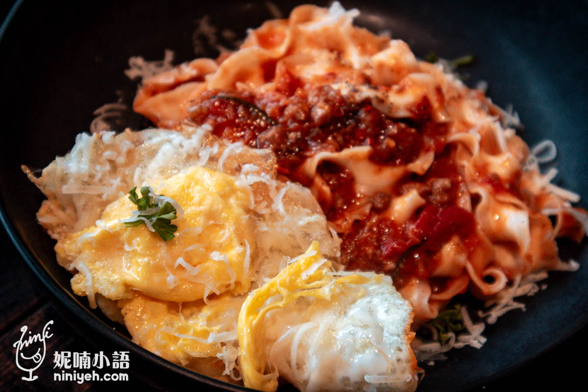 蒔花咖啡DailyBlossom Cafe & More|黑宅團隊打造礁溪咖啡廳!香料吉塔鍋中午就賣完 蒔花咖啡DailyBlossom Cafe & More|黑宅團隊打造礁溪咖啡廳!香料吉塔鍋中午就賣完