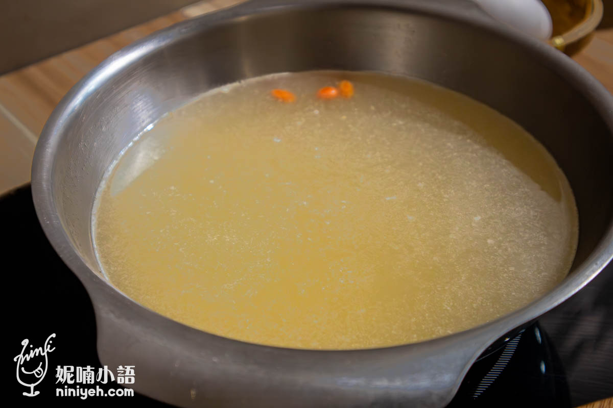 露迷鍋物｜隱身田野間的冬山火鍋店！沒預約吃不到的宜蘭質感鍋物