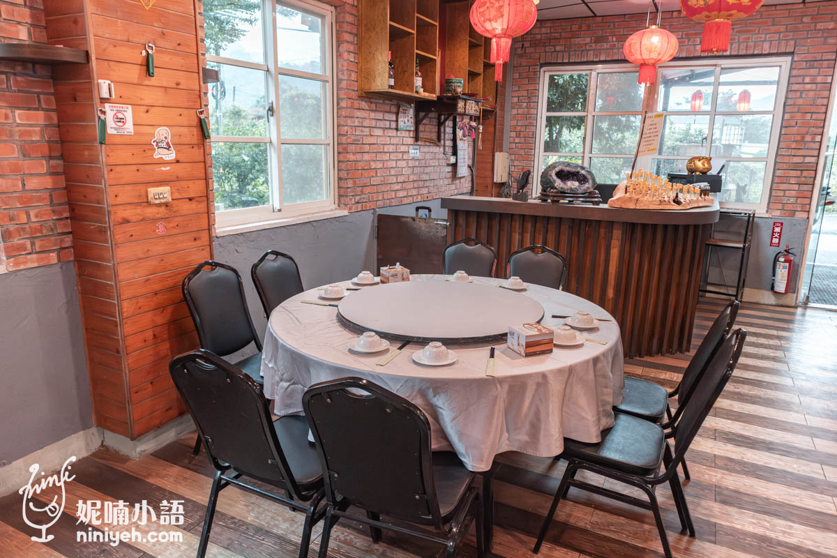 宜蘭山中傳奇｜仁山植物園旁超好吃放山雞！糕渣口感不輸在地名店