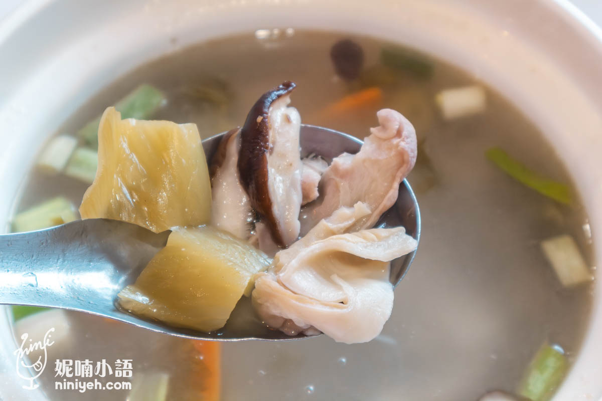 宜蘭山中傳奇｜仁山植物園旁超好吃放山雞！糕渣口感不輸在地名店