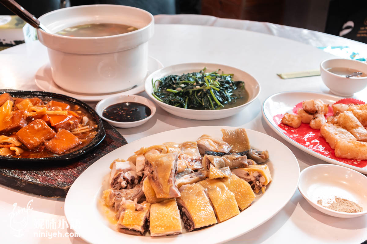 網站近期文章：宜蘭山中傳奇｜仁山植物園旁超好吃放山雞！糕渣口感不輸在地名店