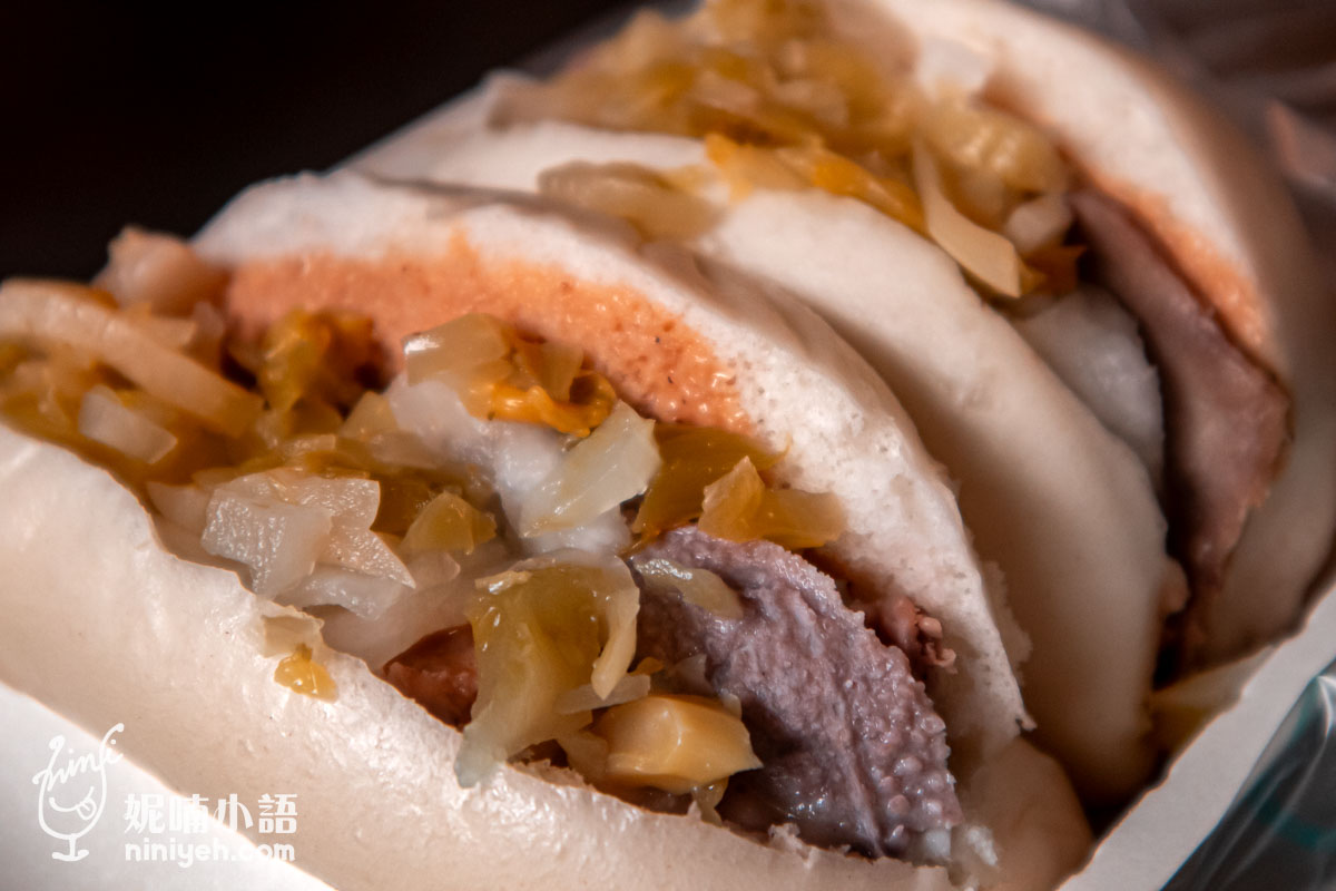 阿松割包｜國華街美食鐵三角！永樂市場必吃豬舌包