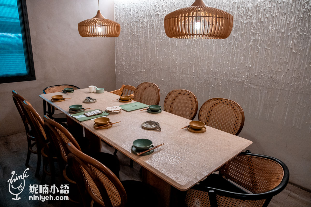 毛蔬亞洲蔬食|台南唯一米其林推薦蔬食餐廳!天天客滿的台南創意素食 毛蔬亞洲蔬食|台南唯一米其林推薦蔬食餐廳!天天客滿的台南創意素食