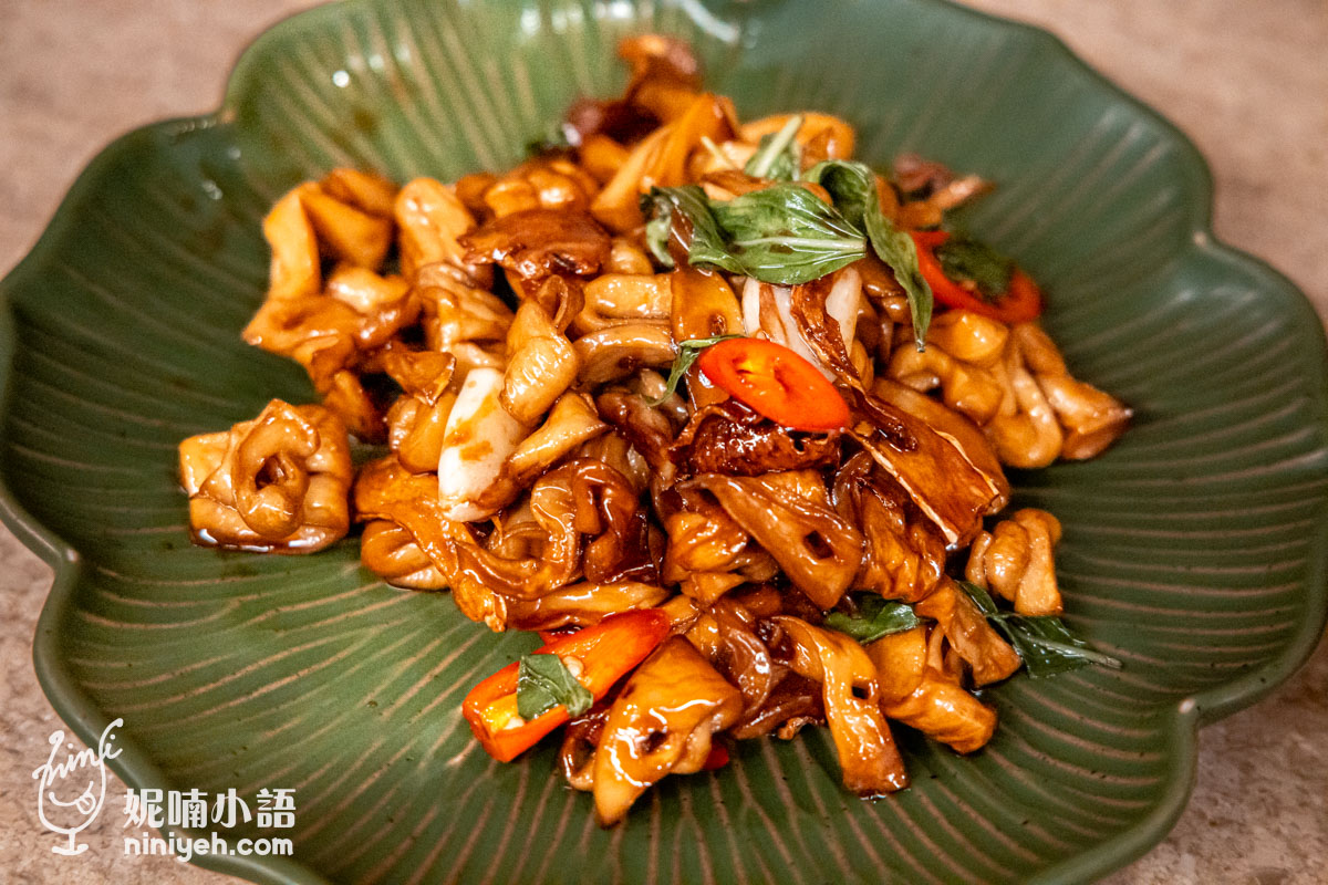 毛蔬亞洲蔬食|台南唯一米其林推薦蔬食餐廳!天天客滿的台南創意素食 毛蔬亞洲蔬食|台南唯一米其林推薦蔬食餐廳!天天客滿的台南創意素食