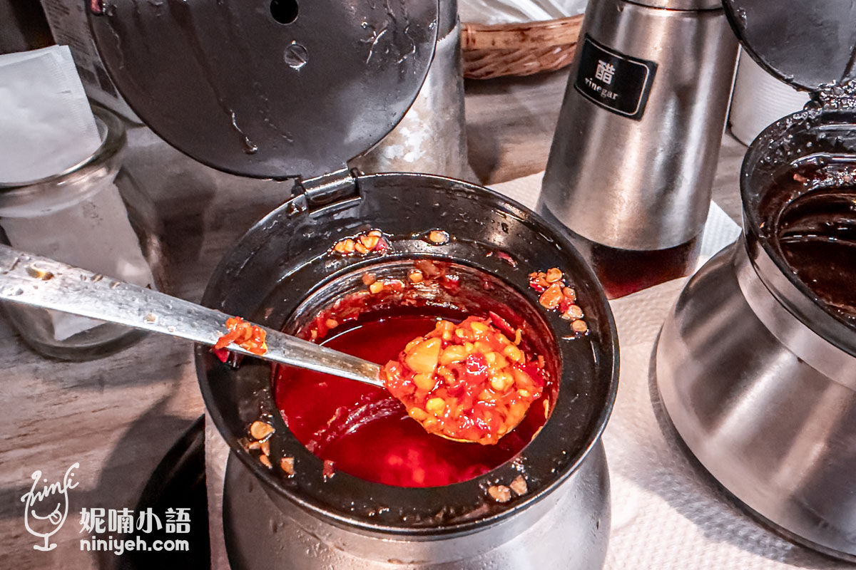 壽豐小吃慶豐店醬料區店家自炒特製辣椒醬
