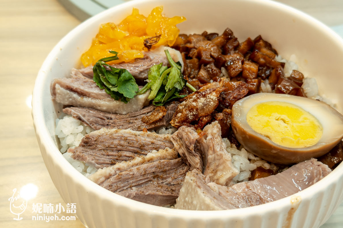 壽豐小吃慶豐店無骨鵝肉與軟嫩滷肉雙拼鵝滷飯