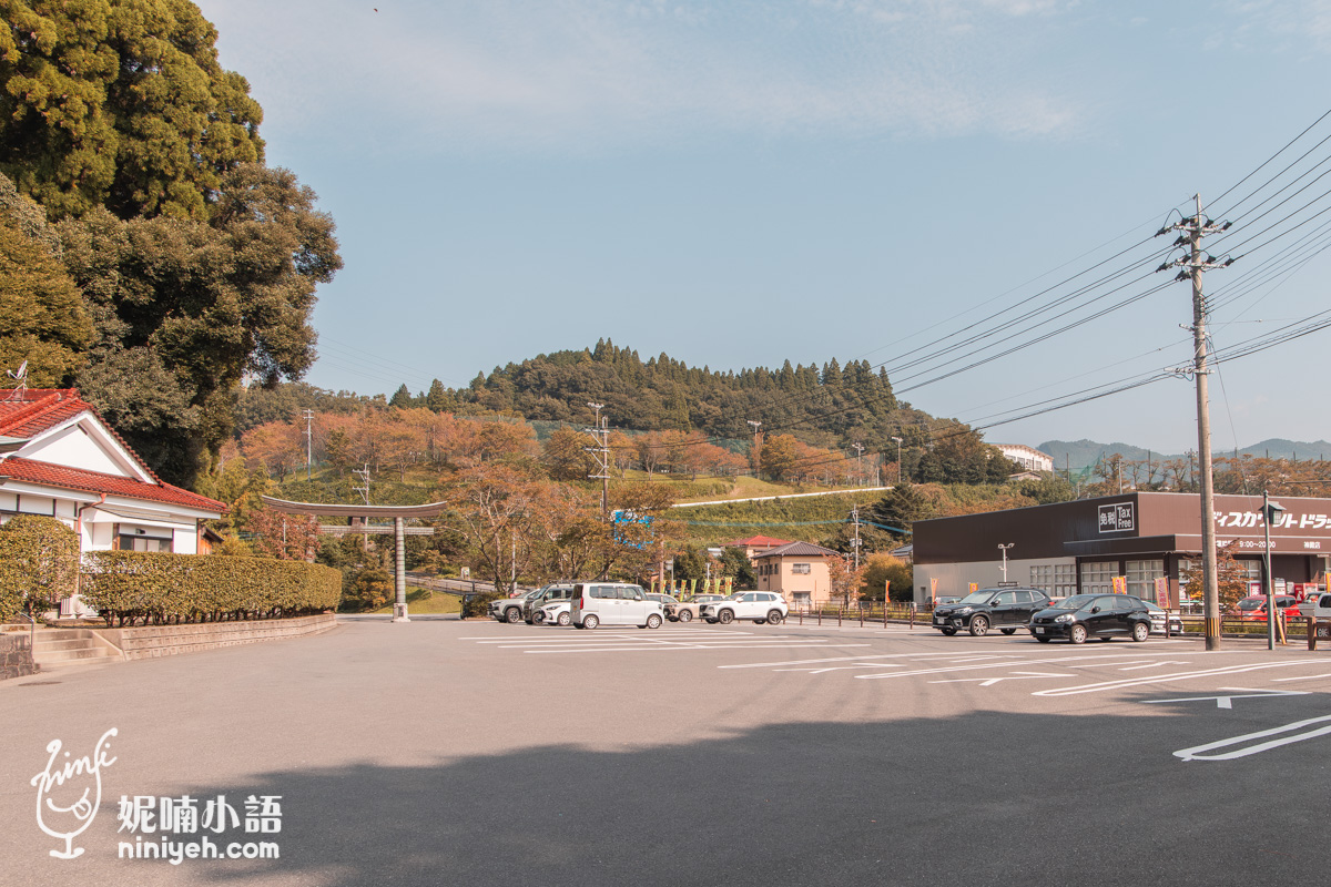 高千穗神社附設免費停車場與周邊山景