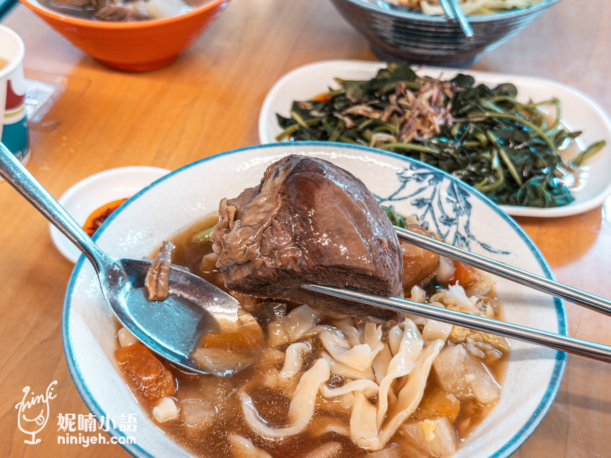 半島牛肉麵|信義區冠軍牛肉麵!網路評價極高的霸氣小吃店 半島牛肉麵|信義區冠軍牛肉麵!網路評價極高的霸氣小吃店